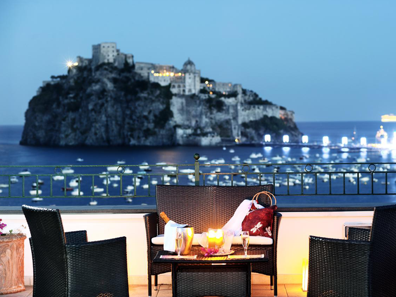 3 GIORNI | ALISCAFO + HOTEL CENTRALE CON COLAZIONE